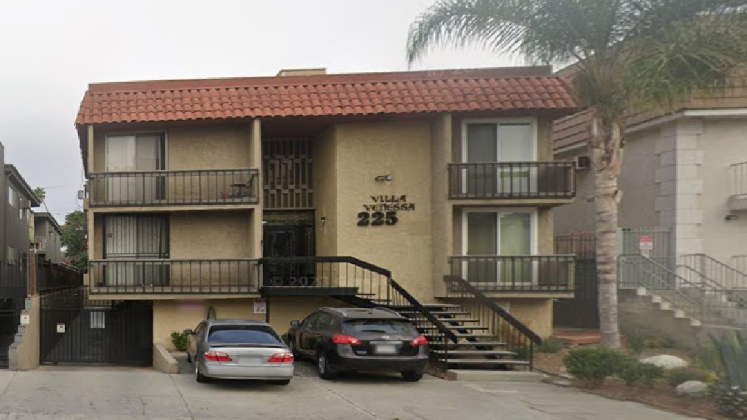 225 South Mariposa Avenue