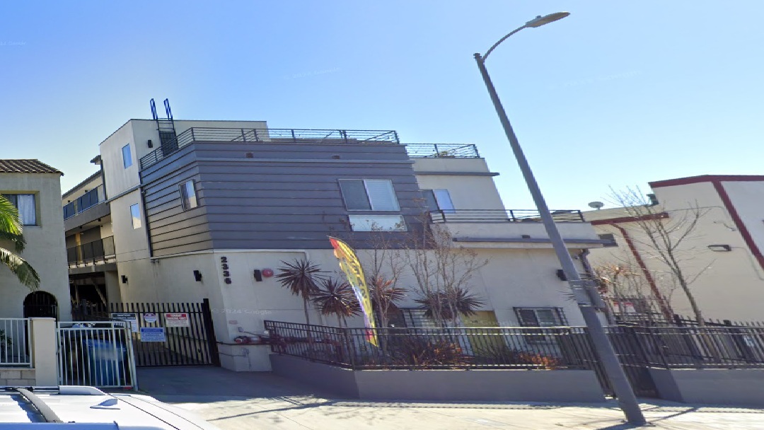 2336 Crenshaw Boulevard